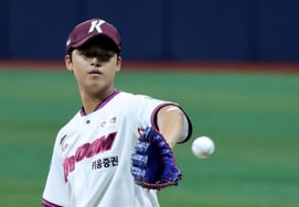 'Samsung' scoreless' Park Jun-hyun, overwhelmed against Doosan! 3⅔ innings, 5 earned runs → 157 km/h fastball thrown, but received no defensive help