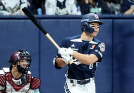 '15 Hits in All Categories, Doosan Dominates' Doosan Delivers 14-3 Rout Over Kiwoom, Secures Winning Series at Gocheok → Kwak Bin Earns Second Win of Season [Gocheok On-Site Review]