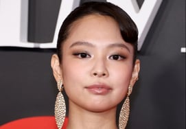Jennie, First K-Pop Headliner at Denmark and Eastern Europe's Largest Festival… Overwhelming Global Momentum [K-EYES]