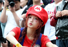 [Photo] Jang Lo-na "conquers with cherry-like lips"