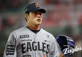 'Why it had to be' Ryu Hyun-jin's injury back then, 'glenoid labrum tear': Moon Dong-ju eventually undergoes surgery... Hanwha's starting rotation left with only 'Ryu-Wang'