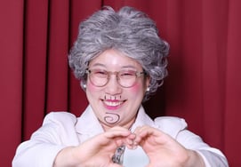 『10歳年下♥』キム·ヨンヒ、エロ俳優ミン·ドユンとアダルト映画の撮影..「またやること」 [総合]