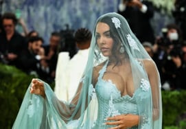 'This is why Ronaldo fell for her': Georgina Rodriguez's full-body sheer dress reveals everything, leaving the red carpet in ruins