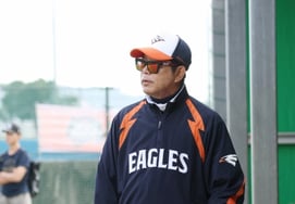 [公式] ハンファのコーチングスタッフの職務変更発表→『健康上の理由で辞任』ヤン·サンムンコーチ、残留軍投手コーチへ異動