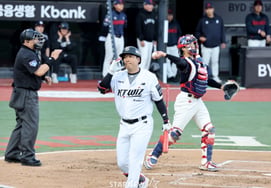[Photo] "What a pity" Kim Hyun-soo