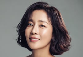 Moon Jung-hee decides on separation after seven years... "Beautiful journey together, wishing you well in the future" [Official]