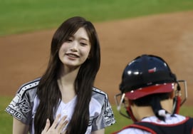 [Chụp ảnh] 'Hãy thắng 3 lần liên tiếp nhé'