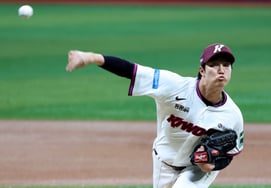 [Photo] An Woo-jin, set to start against KT