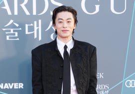 Koo Kyo-hwan, dressed to the nines [★Photo]