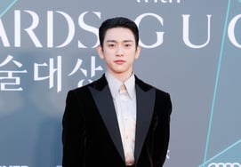 Park Jin-young, a man who looks great in a tuxedo [★Photo]