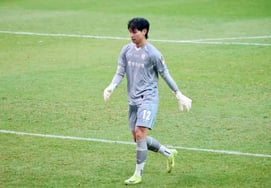 "Acción imprudente, profundo arrepentimiento": GwangjuFC No Hee-dong, sancionado por gestos que ofendieron al árbitro, finalmente presenta disculpas