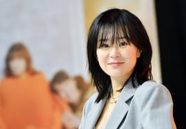 捡废纸的崔江熙，喜事临门被选为机器人吸尘器广告模特 [全知干预视角]