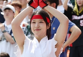 [Foto] Hwang Rae-kyung, «un golpe de la niña taekwondo»
