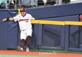 [Photo] "Ah... if I had caught that, there would have been no run." Choi Ju-hwan