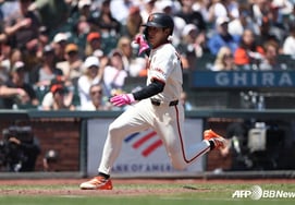 'Shock por posible sanción' Lee Jung-hoo en crisis responde con múltiples hits... El equipo logra victoria en final de extensión en 12 entradas [Revisión SF]