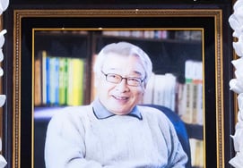 Cố diễn viên Lee Soon Jae bị mất thị lực trước khi qua đời"Hãy học thuộc lời thoại mà người quản lý đọc cho" [binh sĩ nổi tiếng]