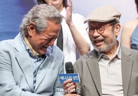 The reason Park Geun-hyung and Shin Goo are staging a classic: "Unfortunately, there are no original plays" [The Merchant of Venice]