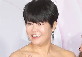 "I don't believe in cults," Jo Hye-ryeon gives a cool response to religious jabs, "I was on that side back in the day" [Star Issue]