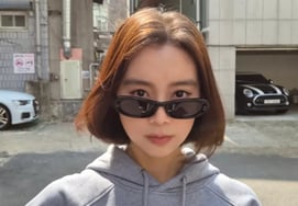 Wonder Girls's Hyerim, on the question about her recent activities, says, "I'm not on TV, but I'm working hard in my own way"