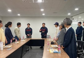 "El empleado ya ha renunciado": Lotte se inclina nuevamente, tras polémica sobre expresiones de una comunidad de extrema derecha en un video del club... Exhortan a la Fundación Roh Moo-hyun a prevenir que esto se repita