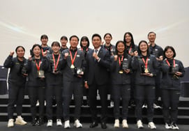 大韓バドミントン協会、'ウーバーカップ優勝' 女子代表チームに総額1億4400万ウォンの報奨金を贈呈