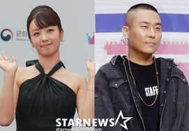 Yoon Bomi ♥ đám cưới, Apink → tổng hợp các ca khúc chúc mừng của Stay và Unchild