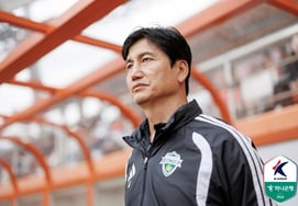 "今日は絶対にダメだ「開幕戦の衝撃的な敗北→復讐を狙うチョン·ジョンヨン監督」 [ブチョン現場]