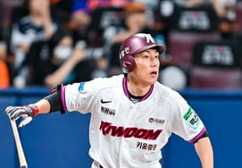 "培养选手→释放→MVP→释放→回归"，徐建昌经历迂回曲折，"一场比赛，一场比赛很重要"，Kiwoom Leadoff的华丽复活