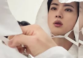 'Stunningly Beautiful God of Beauty Even with a Scarf' BTS Jin Reveals Photos from El Paso Tour.. Heart-pounding~♥
