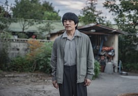 Con bù nhìn gây sốc cho kẻ giết người hàng loạtJung Moon Sung , hai khuôn mặt nổi da gà