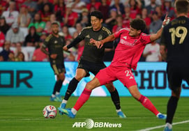 'ソン・フンミンまた沈黙' LAFC、公式戦で'衝撃の3連敗'··· セントルイスに1-2で敗北