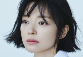 Song Ji-in: "Could you refuse a love call from writer Lim Seong-han?" [★FULL Interview]