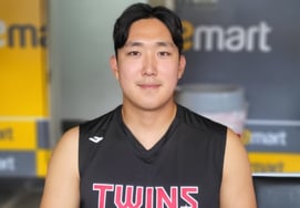 "今年没有回到首发阵容的想法。" LG队11胜左手投手，断然回答了球迷们的"最后转换"担忧 已经达到2SV，"还差80分" [仁川县长]