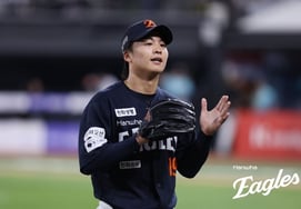 'Annual salary of 150 million won' Wang Yencheng reaches four wins this season, stirring Taiwan! "Salary gap with Ko Young-pyo as high as 19 times → 8 strikeouts in a single game, leading the KBO League"