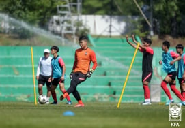 '06-born youngest' to stay until the end of the World Cup: How Hong Myung-bo's 'radical addition' came to be "You have to feel the pressure yourself..." [Gwanghwamun on the ground]