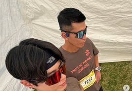 Park Bo-gum and Shown appeared in Gangneung..Completed 10km, MZ shot selfie verification