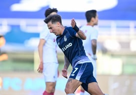 En el tiempo de descuento del segundo tiempo, ¡Janggun-myeong! Yongin, Seok Hyun-jun marcó un gol de último minuto, pero→Iland, Baek Ji-woong igualó en el minuto 98... Tras una batalla feroz, empate 2-2 [Reseña en vivo de Mokdong]