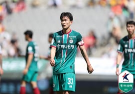 ワールドカップの最終メンバーを持っても笑えなかった、キム・ムンファン "大田のファンの皆さんに申し訳ありません" [大田現場]