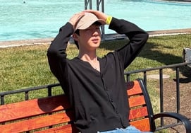 「この可愛い子は誰？」BTSのジン、メキシBTSまで虜にした『ワールドワイドハンサム』..楽しい遊園地の写真を公開