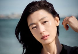 Jun Ji Hyun: 'Top Star'? Không để ý gì hết.Cân bằng giữa công việc và gia đình". [Khan★Phỏng vấn ③]