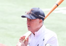 [Photo] Coach Kim Kyung-moon: 'An extremely important game'
