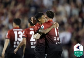 Bucheon giành chiến thắng đầu tiên trên sân nhà K-League 1 Pohang đứng vị trí thứ 9 với tỷ số 2-0 [Đánh giá hiện trường Bucheon]