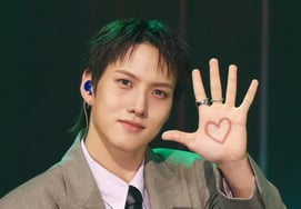82メジャー、'Sign'パフォーマンスでファンの心をつかむ..'人気歌謡'まで制覇
