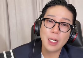 MC Mong: 'Tôi là cục phân'" [sự tổng hợp]