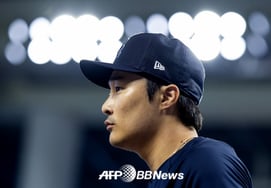 '¿Cómo es posible?' Kim Ha-seong, cuatro partidos seguidos sin hit, con promedio de bateo de 0.053, pero logra salir a base por bolas con calma y consigue llegar a base. 'Impactante derrota de Atlanta 0-12'
