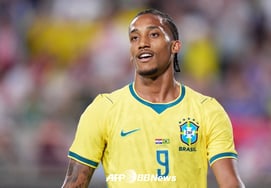 'Futile World Cup Disappointment': Chelsea Striker with 23 Goals Left Out of National Team Behind Neymar