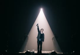 Donghae, primer tour en solitario por siete ciudades de Asia..demuestra su talento en bandas en vivo y arreglos