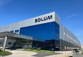 SoluM bắt đầu cung cấp hàng loạt thiết bị điều khiển tích hợp đèn pha cho xe hơi Bắc Mỹ