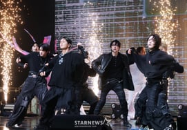 'Sân khấu comeback hoành tráng' của nhóm SECRET [★Ảnh]