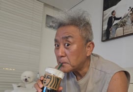 '尹支持'のチェ・ジュンヨン、'5.18タンクデー'のスターバックスを擁護「滅共コーヒー」 [スター・イシュー]